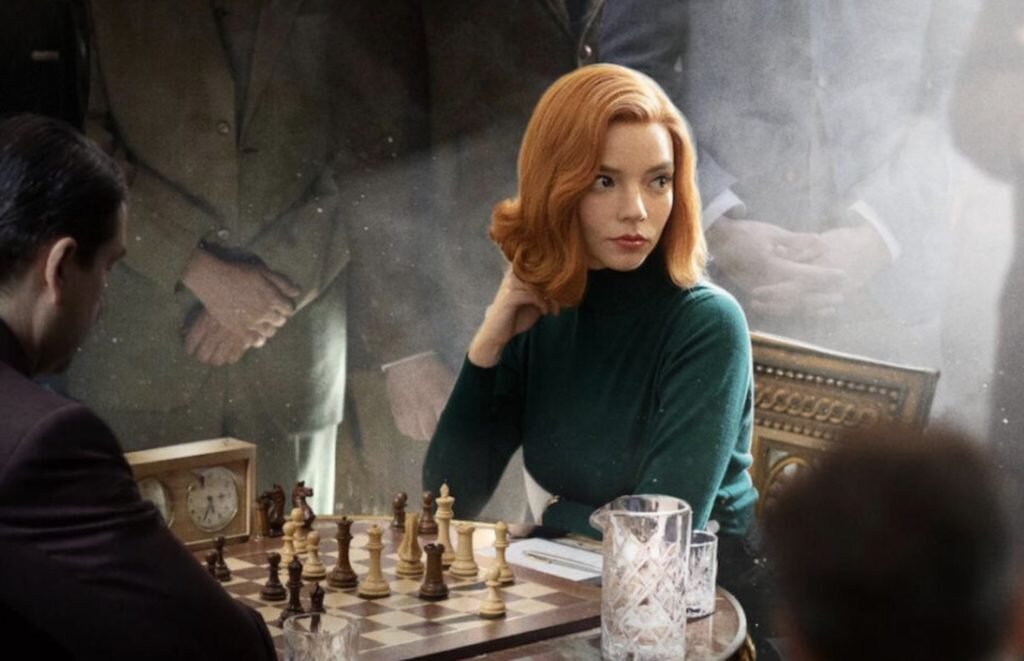 Кадр из сериала «Ход королевы»