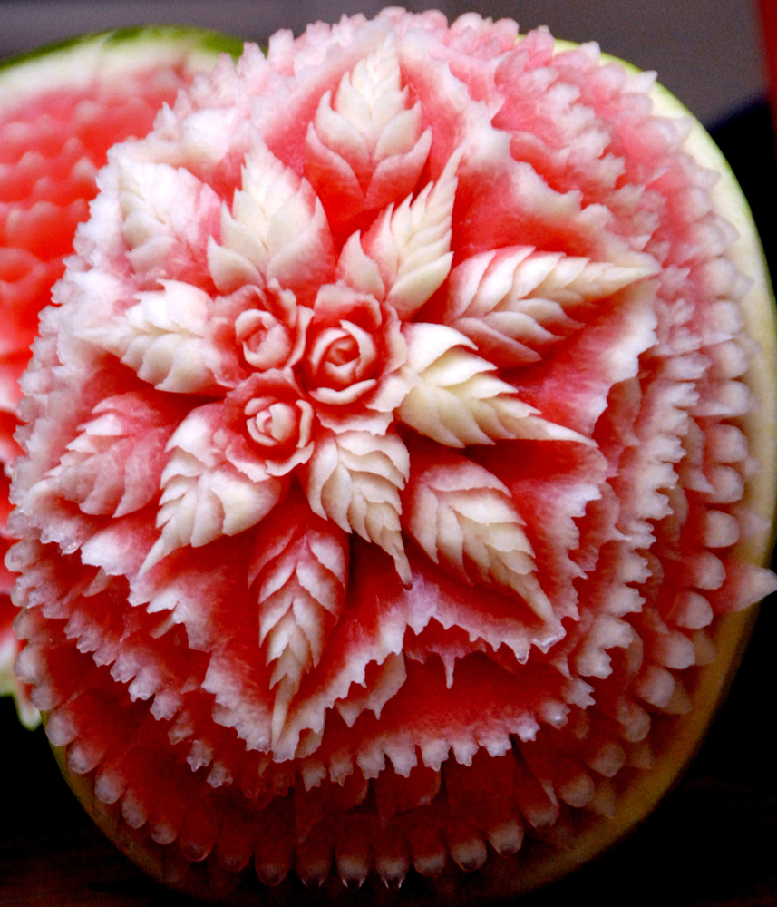 Рисунок на арбузе ! | Watermelon, Beautiful, Fruit