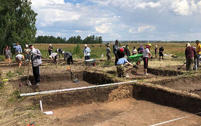 Археологическая практика студентов ОМГПУ