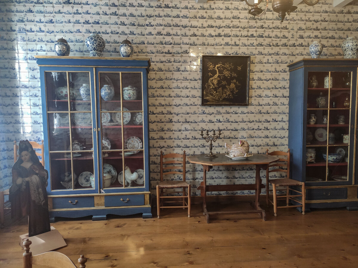 Кухня на первом этаже.