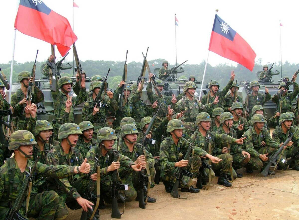 Военные солдаты Тайваня.  фото: картинки  яндекса.