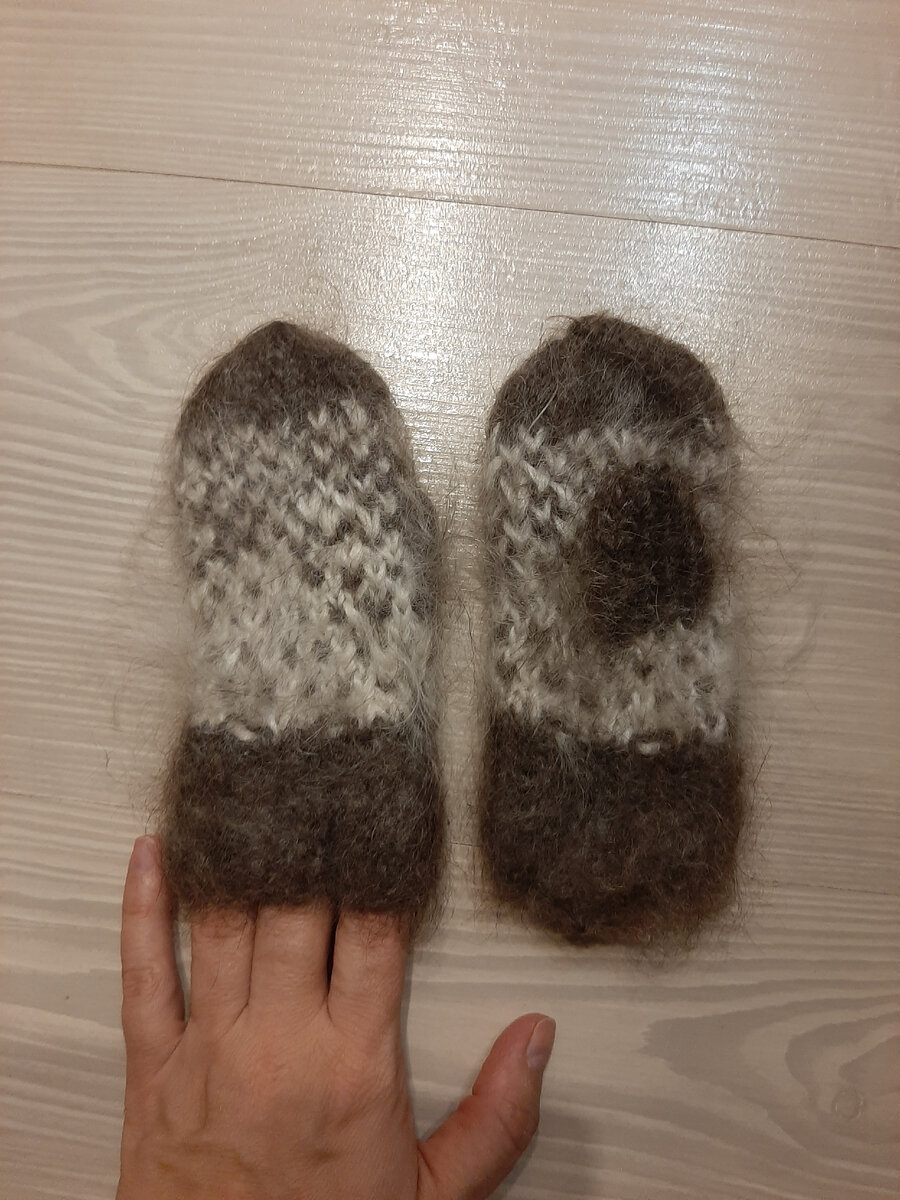 Варежки из пуха козы