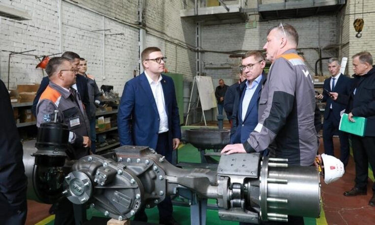    Губернатору и полпреду рассказали об особенностях производства