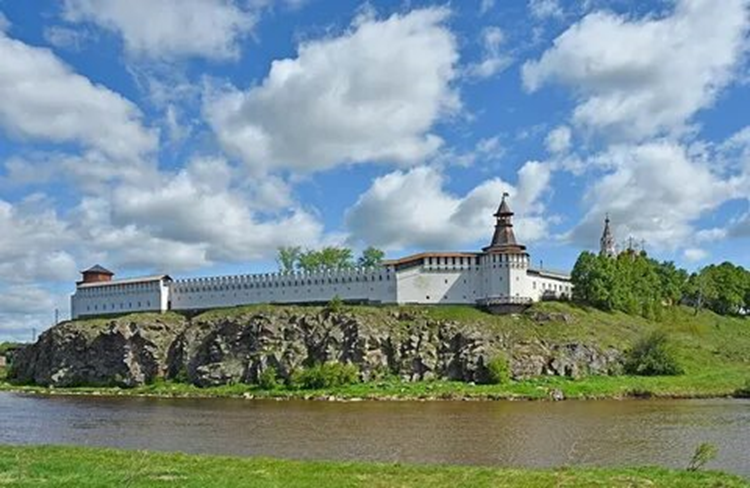 Верхотурский кремль