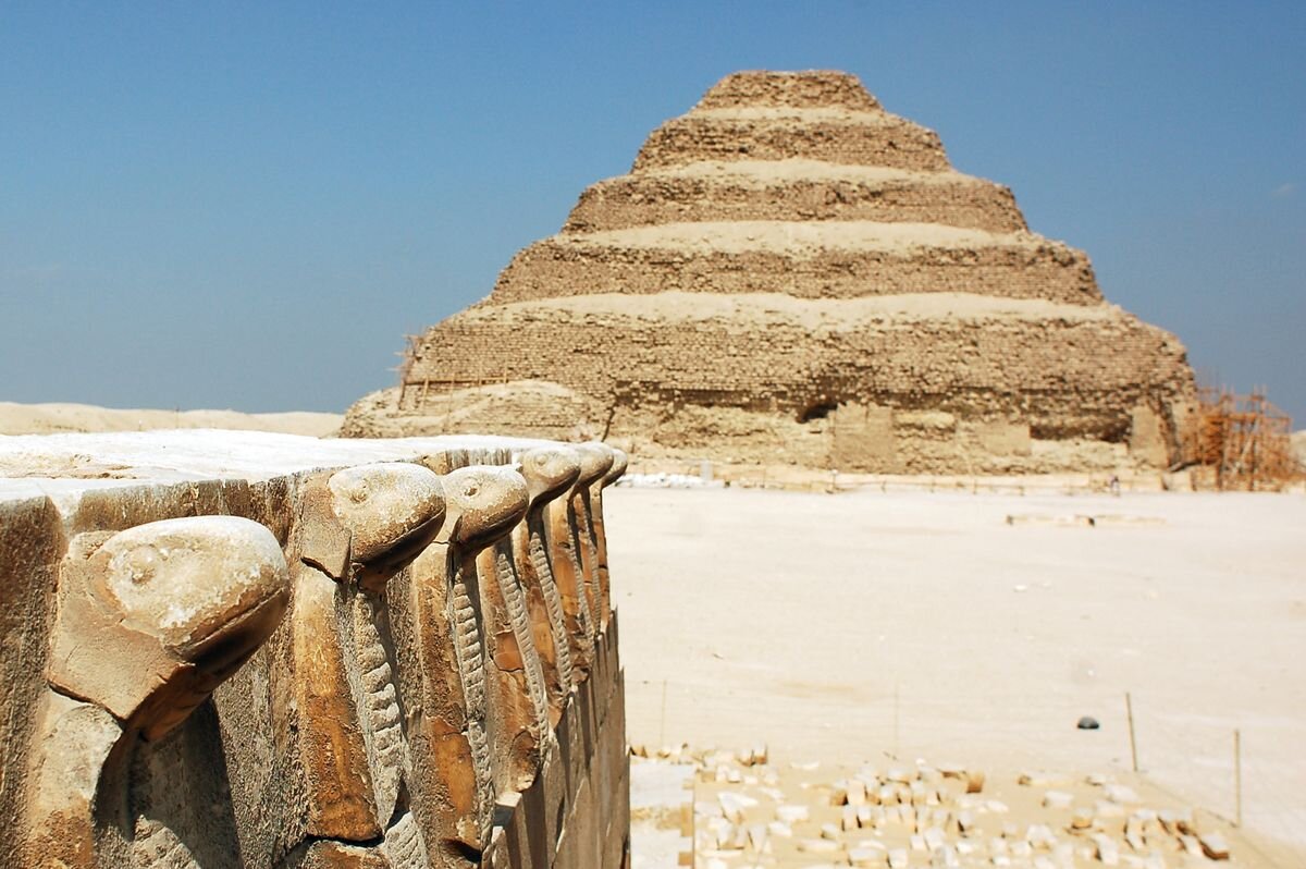 Области древнего египта. Пирамида Джозофа в Египте. Пирамида Джосера в Саккара. Пирамида Джосера древний Египет. Древний Египет пирамида Джосера в Саккаре.
