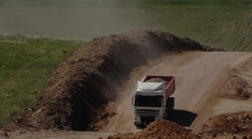 Общественники остались довольны ходом строительства трассы Симферополь ...