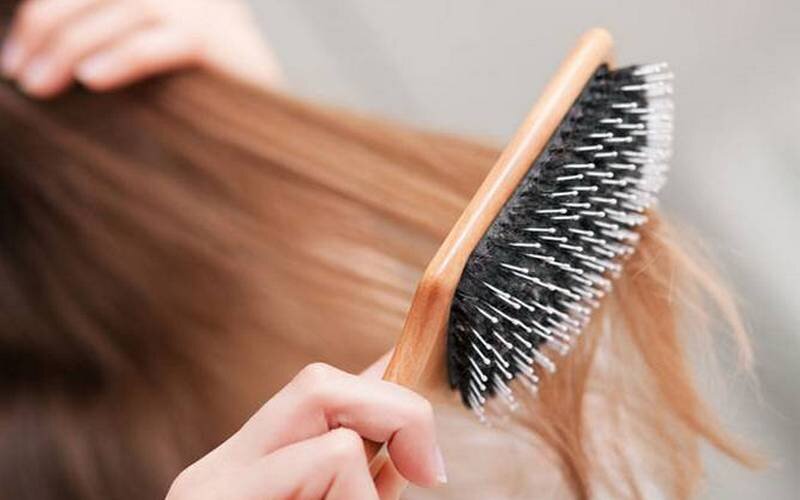 Как придать блеск волосам? Покупные и народные средства для естественного блеска волос