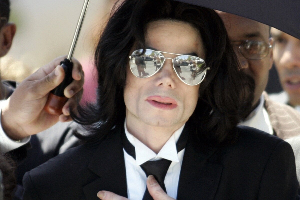 Загадочная привлекательность гармоничного телосложения Майкла Джексона