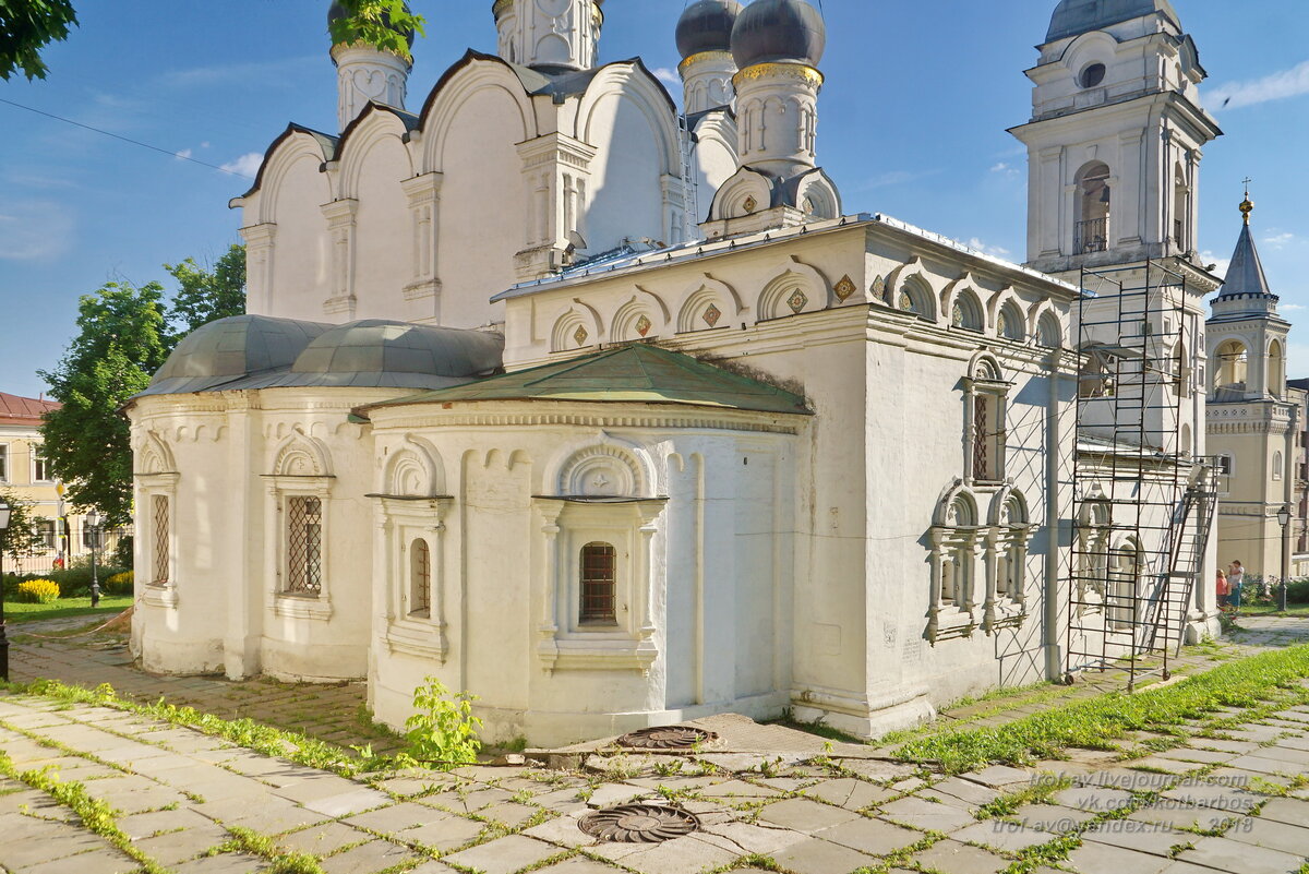 Придел. Придел в храме. Церковь некрополь. Придел в архитектуре храма. Храм и некрополь Тиллятепе.