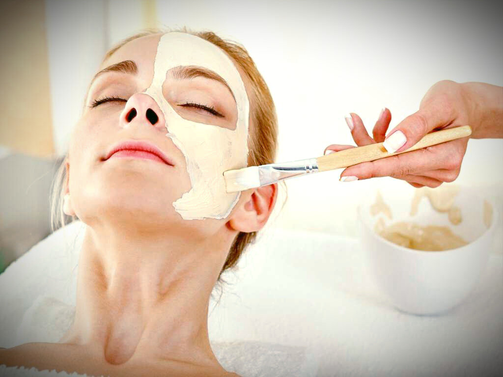 (Теги: Мошенничество, право, медицинские центры, салоны красоты, языковые школы, мошеннические схемы).