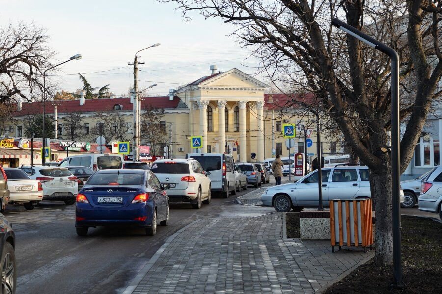 Отдам севастополь