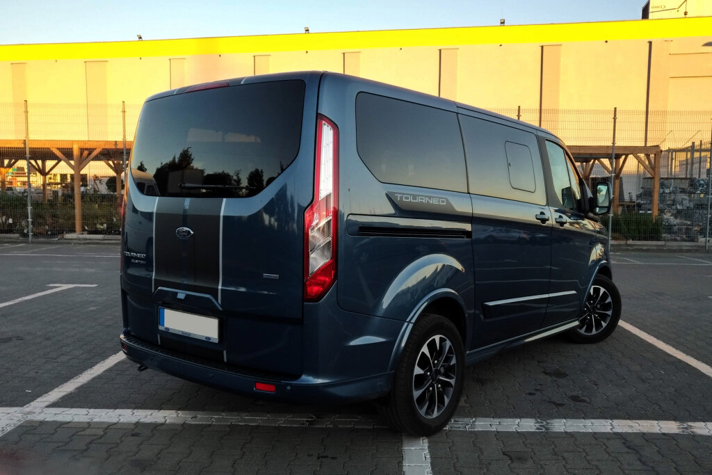 Ford Tourneo Custom 2023 салон