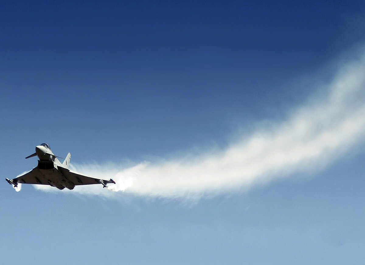 В полете - Eurofighter EF-2000 «Typhoon»