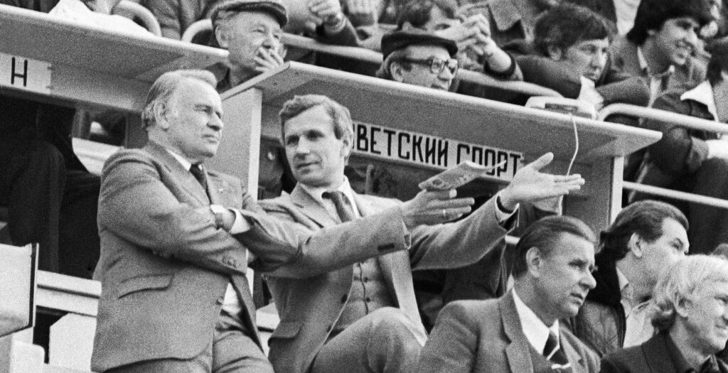 В финальном матче Чемпионата Европы-1964 по футболу, на  переполненном "Сантьяго Бернабеу" в испанском Мадриде сошлись две сильнейшие европейские сборные Испании и СССР.