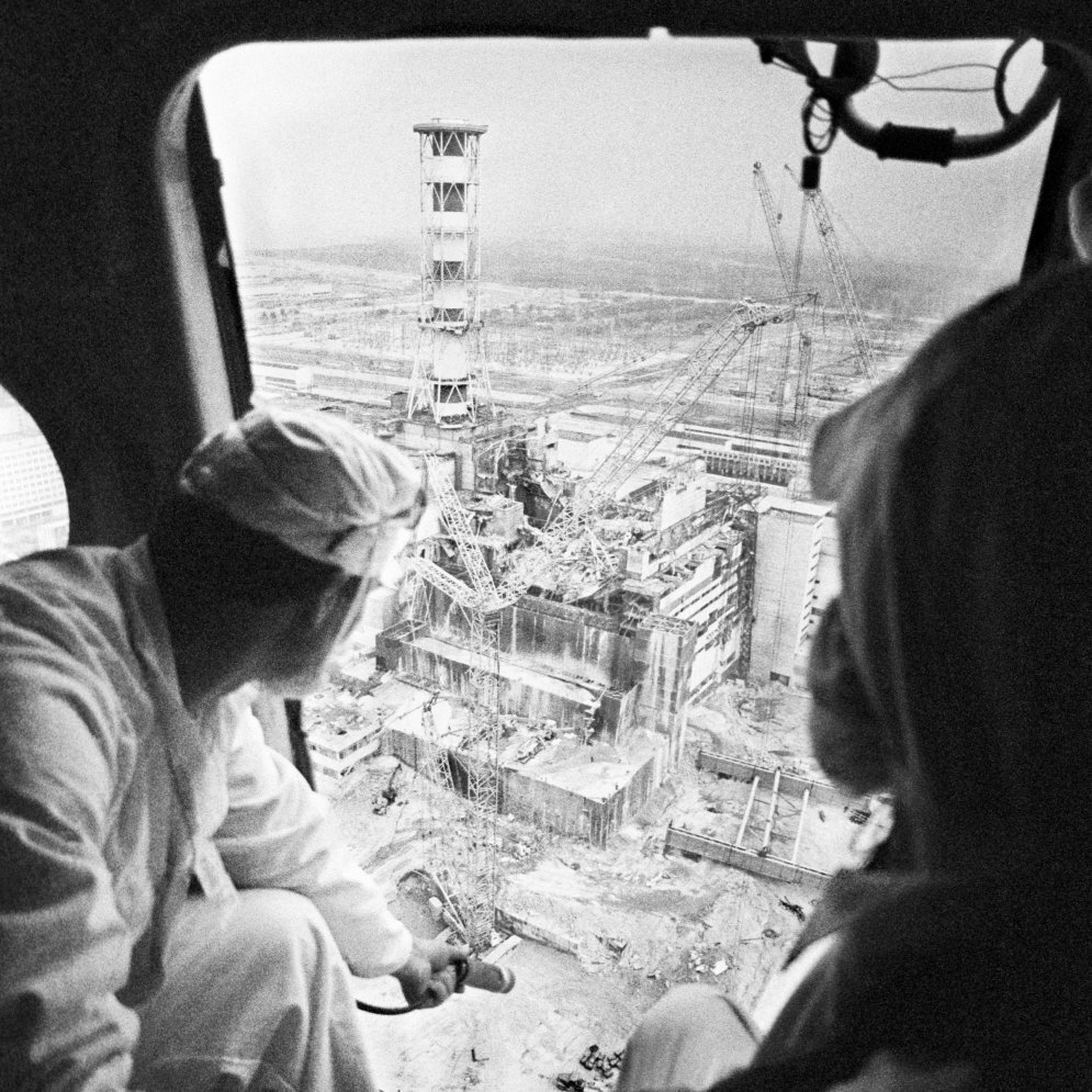 Чернобыль аэс люди. 1986 Катастрофа на Чернобыльской АЭС. Авария на ЧАЭС 1986 Чернобыль. Чернобыль 1986 ликвидаторы. ЧАЭС 26.04.1986