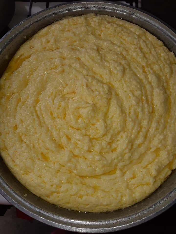 Масло выделилось из сметаны 