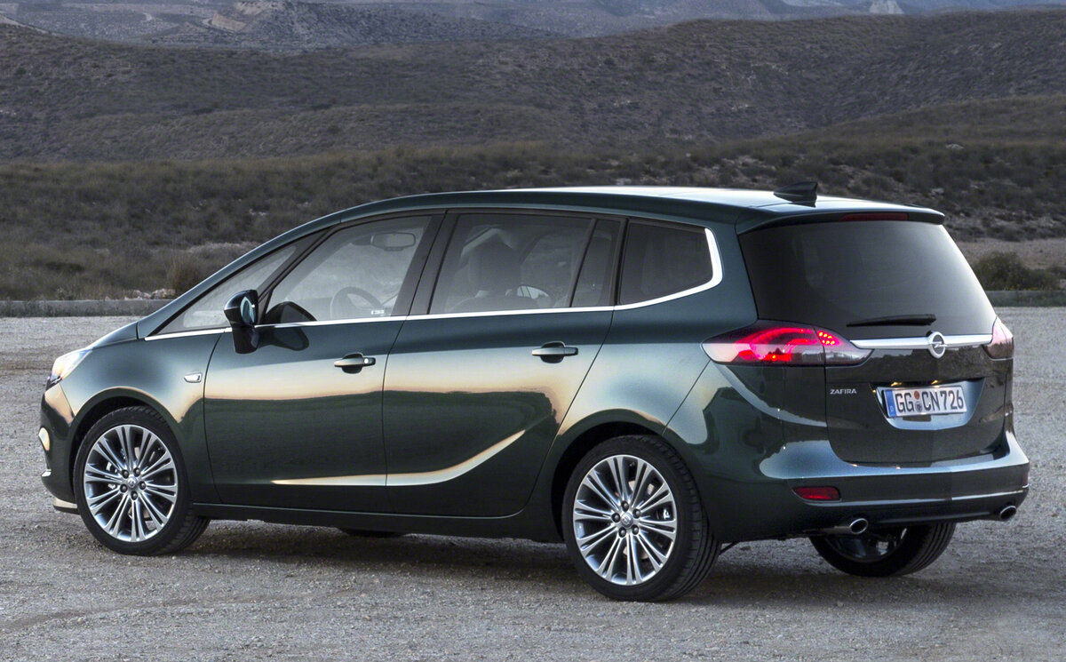 (Opel Zafira Tourer)