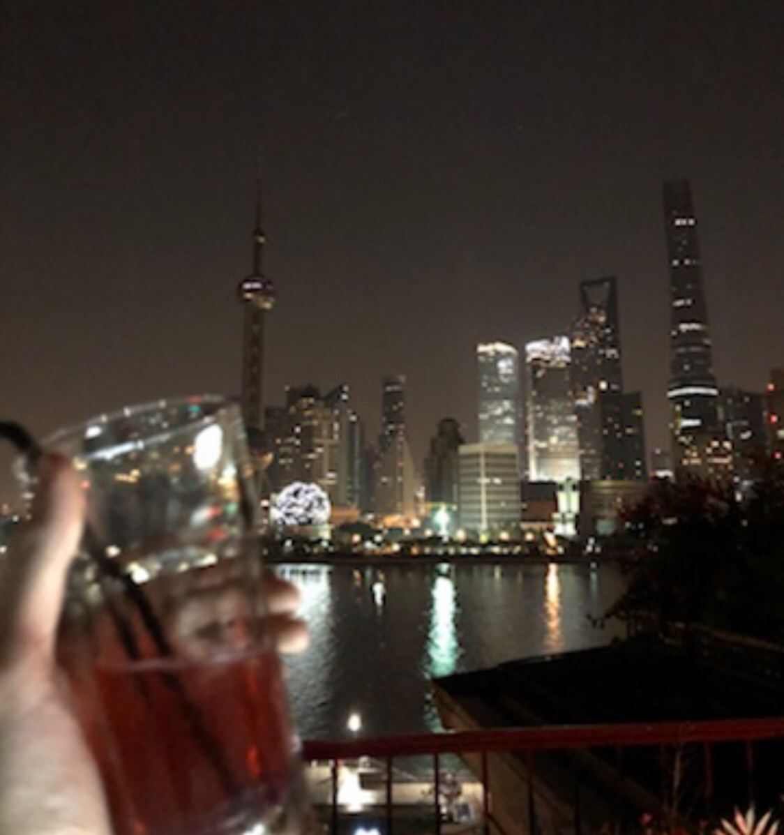 Такая необычная «прокачка» помогает расшевелить погрязших в своих гаджетах китайцев, но, я думаю, что если так пойдет и дальше, то через 5-10 лет в клубы Поднебесной можно будет не ходить вовсе. 