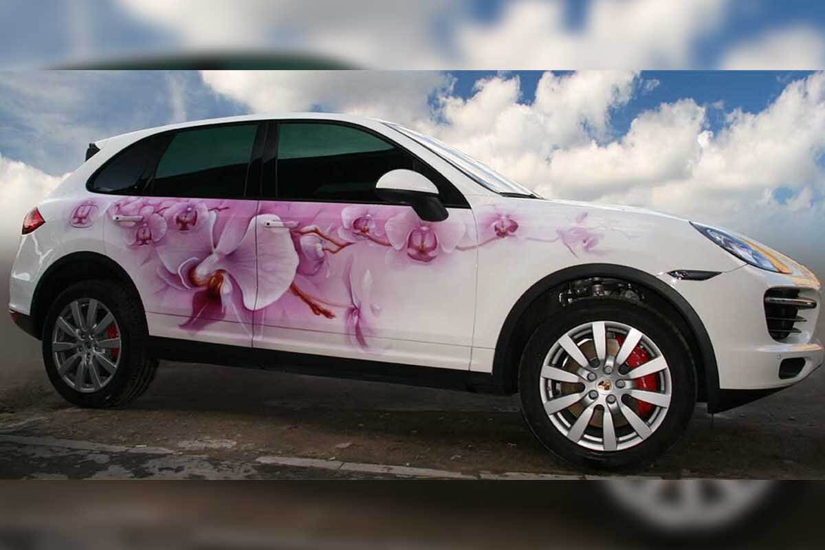 Аэрография на женский автомобиль