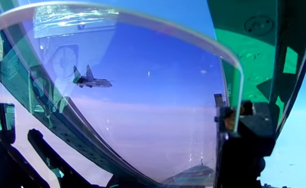 В "синем углу" Кандидат №2