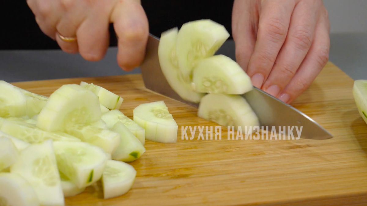 У меня теперь ни один перезрелый огурец не пропадает, даже специально  переращиваю: заготовки из перезрелых огурцов (делюсь) | Кухня наизнанку |  Дзен