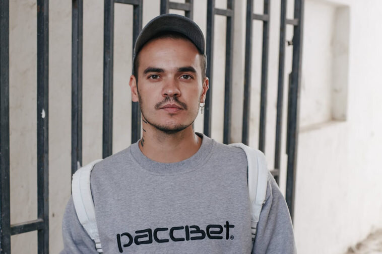 Это я, Ренат Давлетгильдеев, журналист. Будем знакомы!