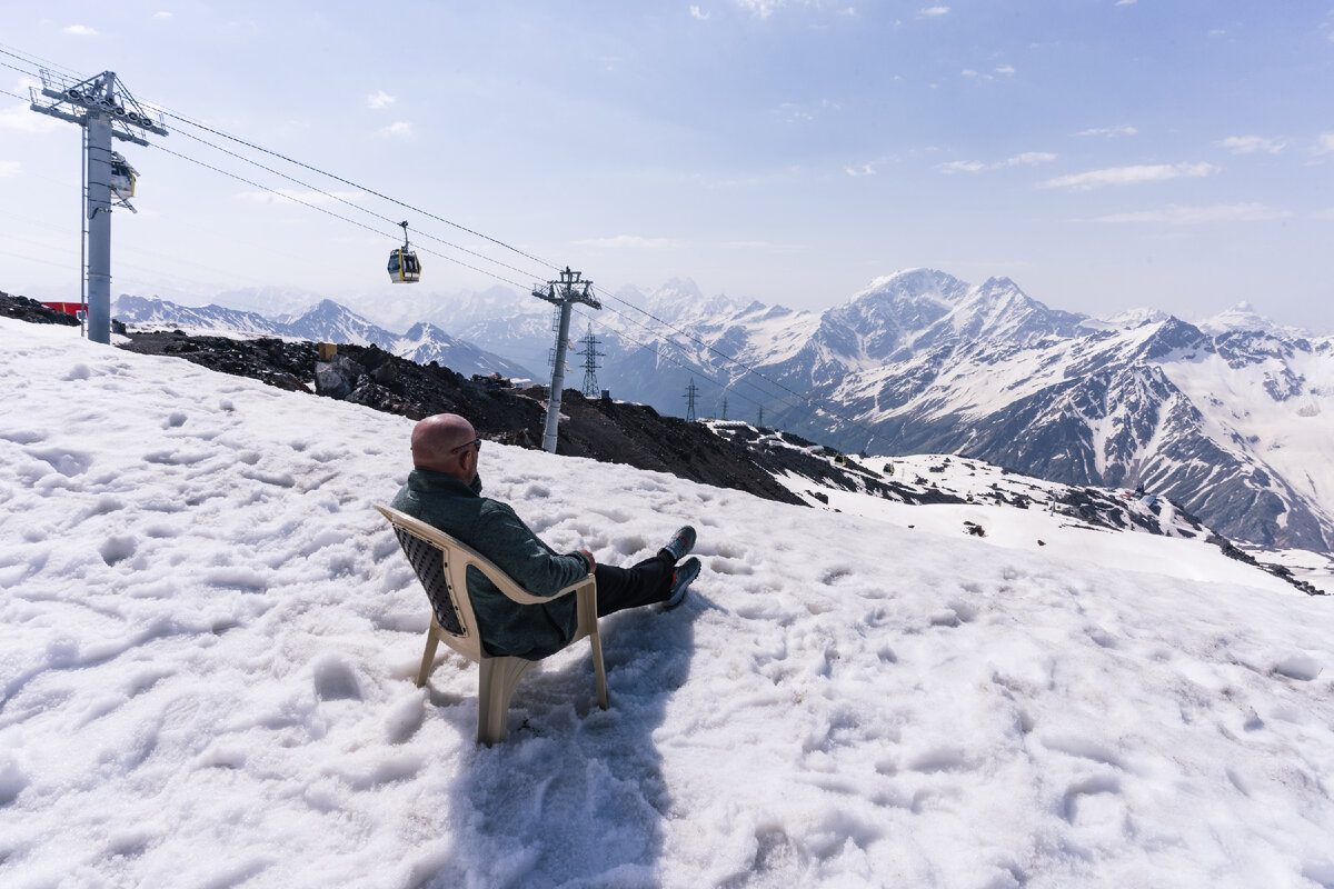 Зачем люди лезут на Эльбрус. По своему опыту 🏔🤪⚡️ | Худеющий Фотограф |  Дзен