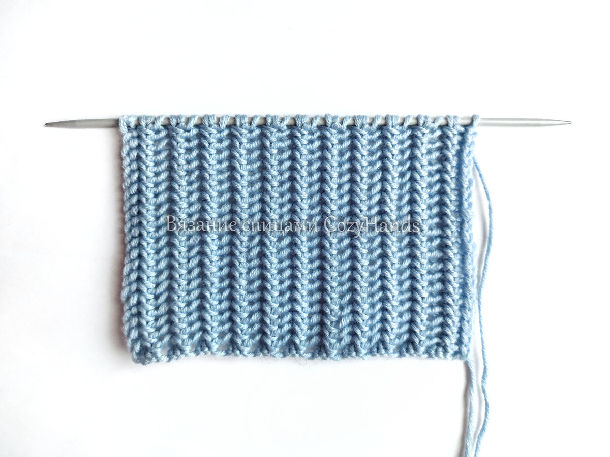 Красивый двусторонний узор спицами с мелким ажуром