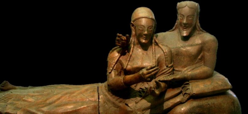 Этрусский саркофаг супругов из некрополя Бандитачча. Полихромная терракота, VI в. до н. э., Этрусский музей, Рим (фото: Gerard M)