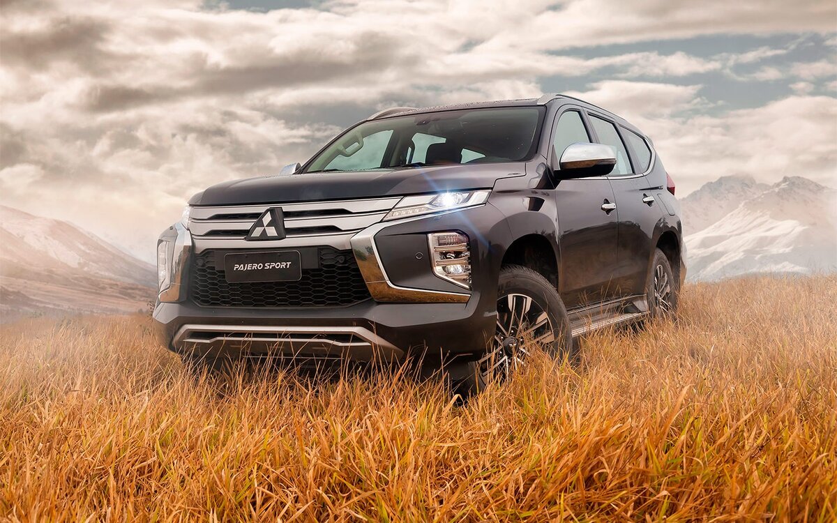 Новинкой года россияне посчитали не китайский, а японский автомобиль. Обновленный Pajero Sport, сборка которого налажена на заводе в Калужской области, обошел два корейских флагмана: Hyundai Palisade и Kia Mohave.