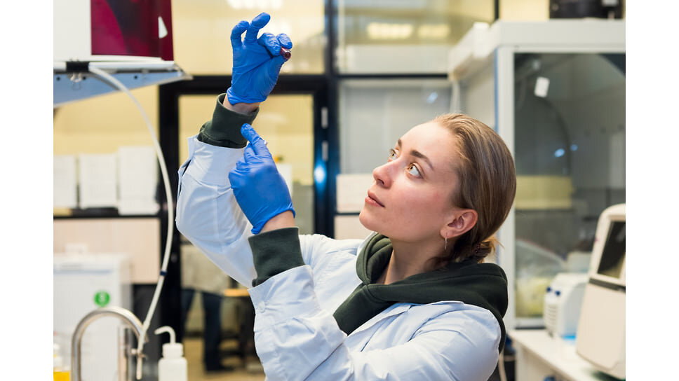 Фото: Дмитрий Григорьев, ITMO.NEWS📷Дарья Горбенко, сотрудник Международного научного центра SCAMT Университета ИТМО