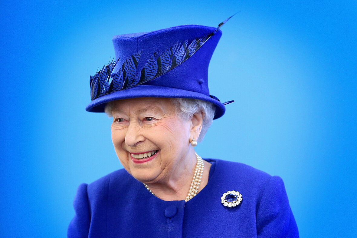 Королевский гардероб: как менялся стиль Елизаветы II на протяжении 90 лет