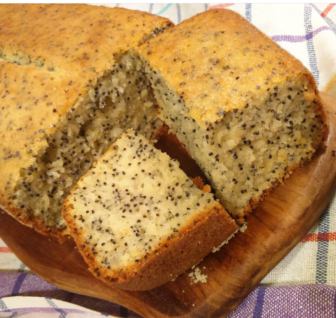 Просто кухня маковый кекс. Маковый кекс. Ванильно маковый кекс. Сметанные кексы с маком. Творожный кекс с маком