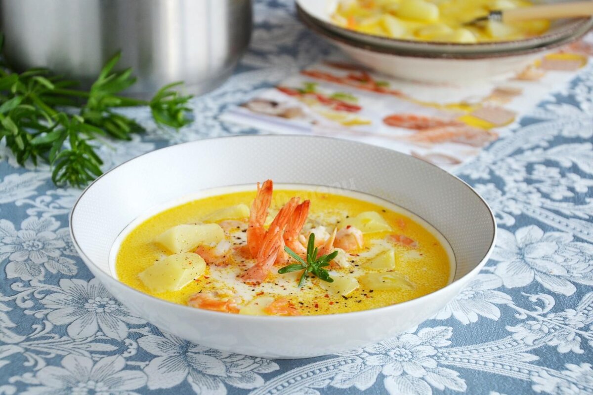 Пикантный вкус: Наталия Антонова поделилась секретом приготовления тыквенного супа с креветками