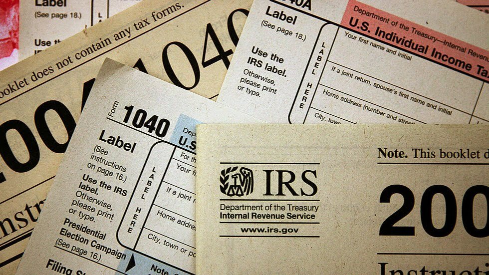 What Is Covered Here 
Let’s start from a little disclaimer: U.S. taxation of nonresidents can be a fairly complex issue and involves many specific fact points that determine if the non-residents are subject to US taxation or not. This article attempts to capture the most typical scenarios and analyze them in the context of current (2014-2016) U.S. taxation rules.

It is impossible to know your specific tax obligations without a lot more information about your U.S. related business, so please use the information presented here for reference only. If you need more specific tax advice refer to the information at the end of this article.

Ok, now that we have cleared this very important point, let’s move on and analyze a few of the most common cases. If you don’t find your case among those listed here no worries - just ask your questions here and we will try to help. 