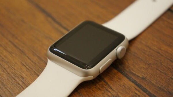 Не включаются часы apple. Дисплей Эппл вотч. Эппл вотч 3 экран. Дисплей на часы Apple IWATCH 3. Эппл вотч 7 белый оригинал.