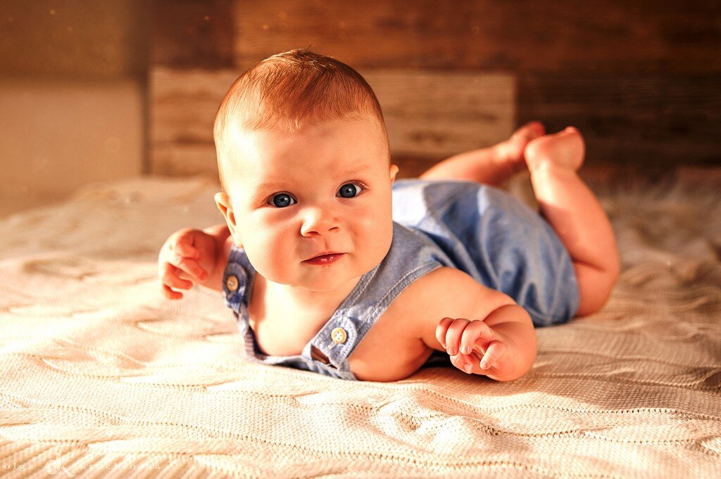 7 месяцев ребенку. младенец 1 месяц. 4 месяца ребенку. малыш мальчик. ребенок.