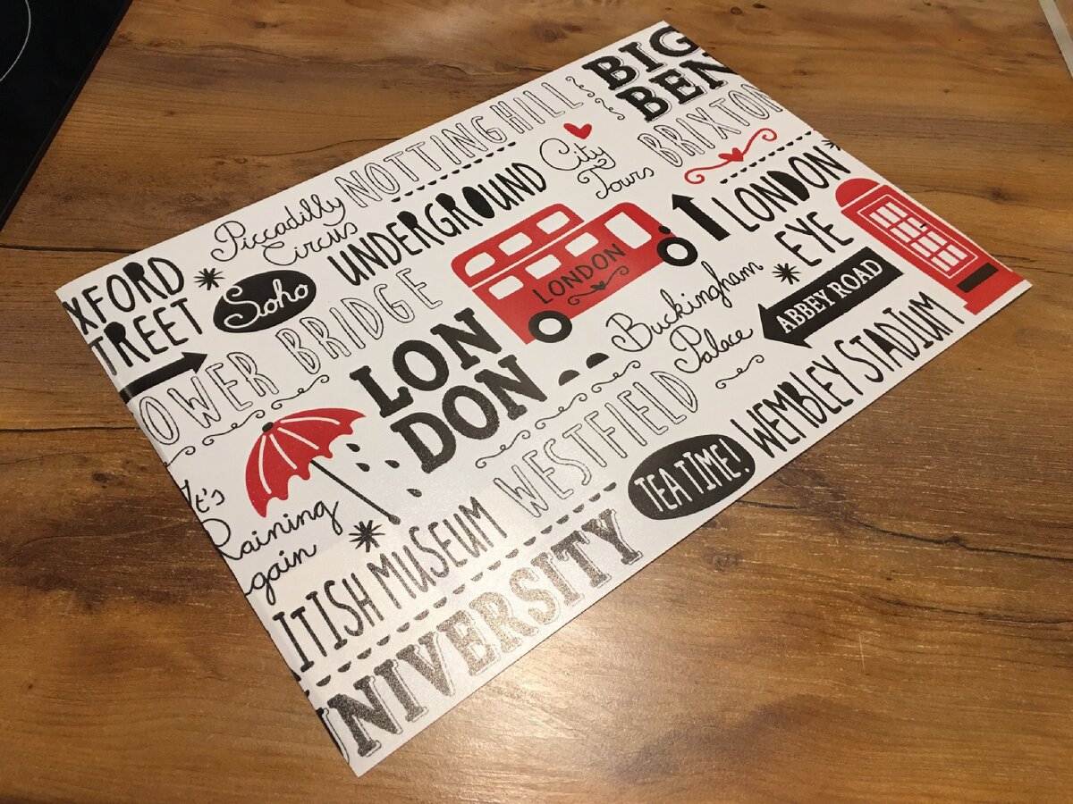 Была салфетка для стола...