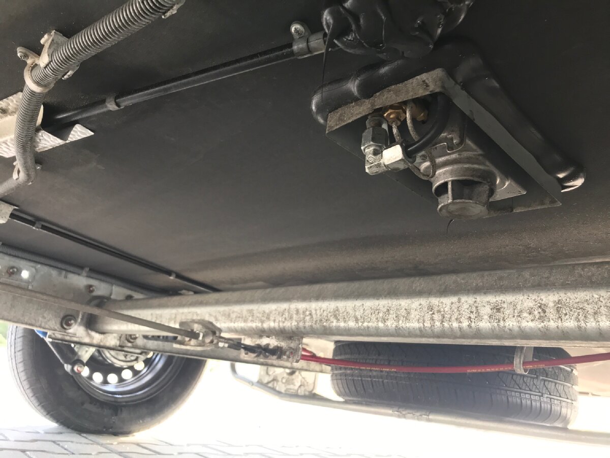 Отопитель для автодома. Вид снизу