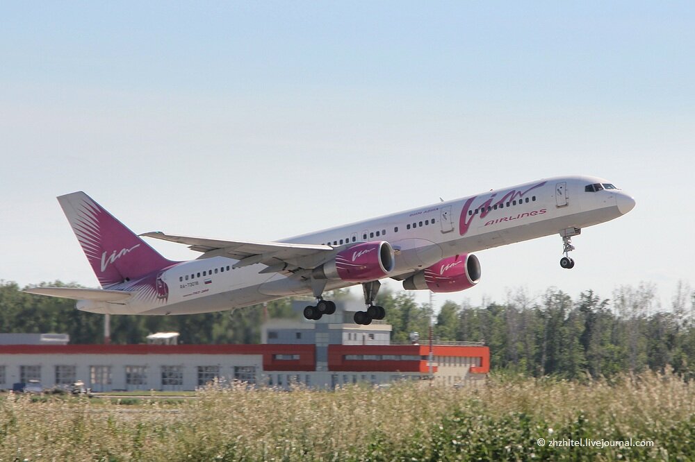 Boeing 757. Двухдвигательный самолет