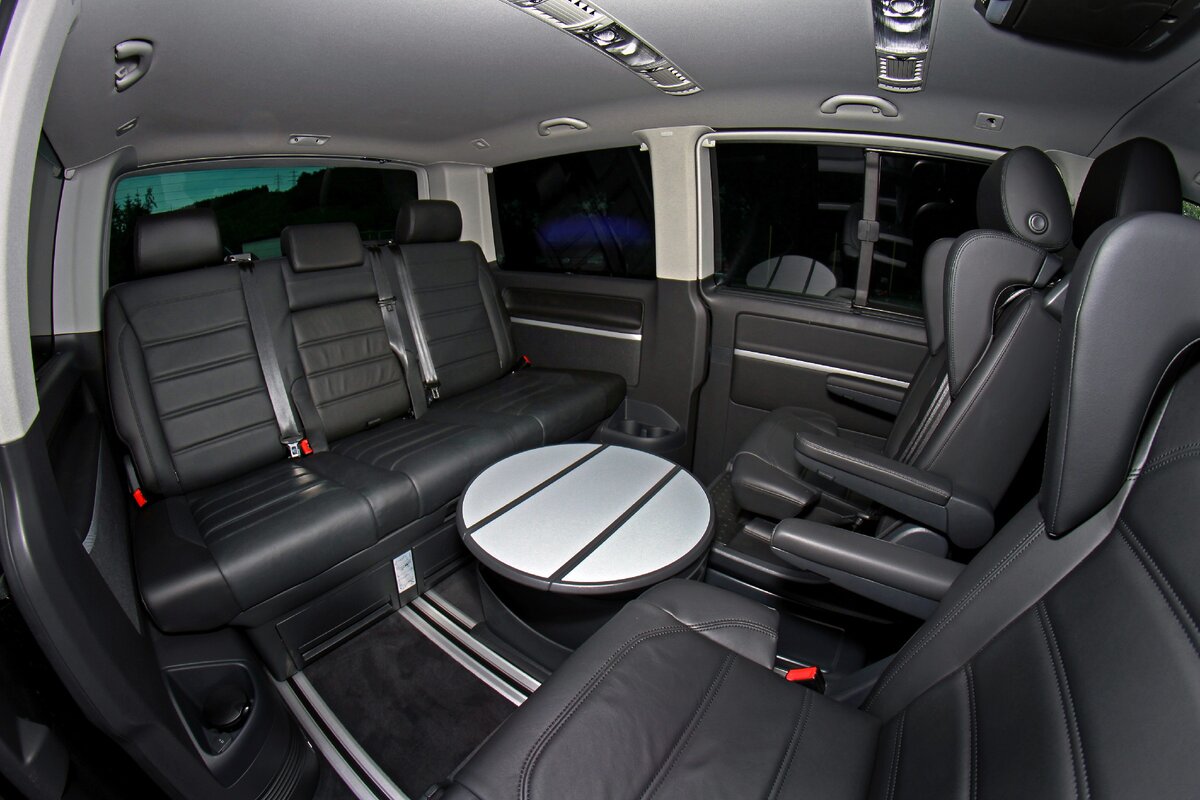 Volkswagen Multivan 2010 салон