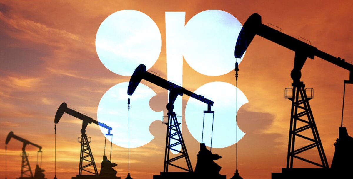 Эксперты допускают дальнейшее падения цен на нефть и курс в 100 рублей за 1 Американский доллар.