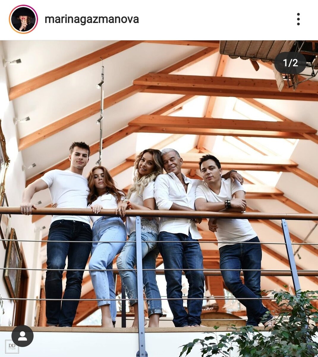 Семья Олега Газманова в доме в Подмосковье