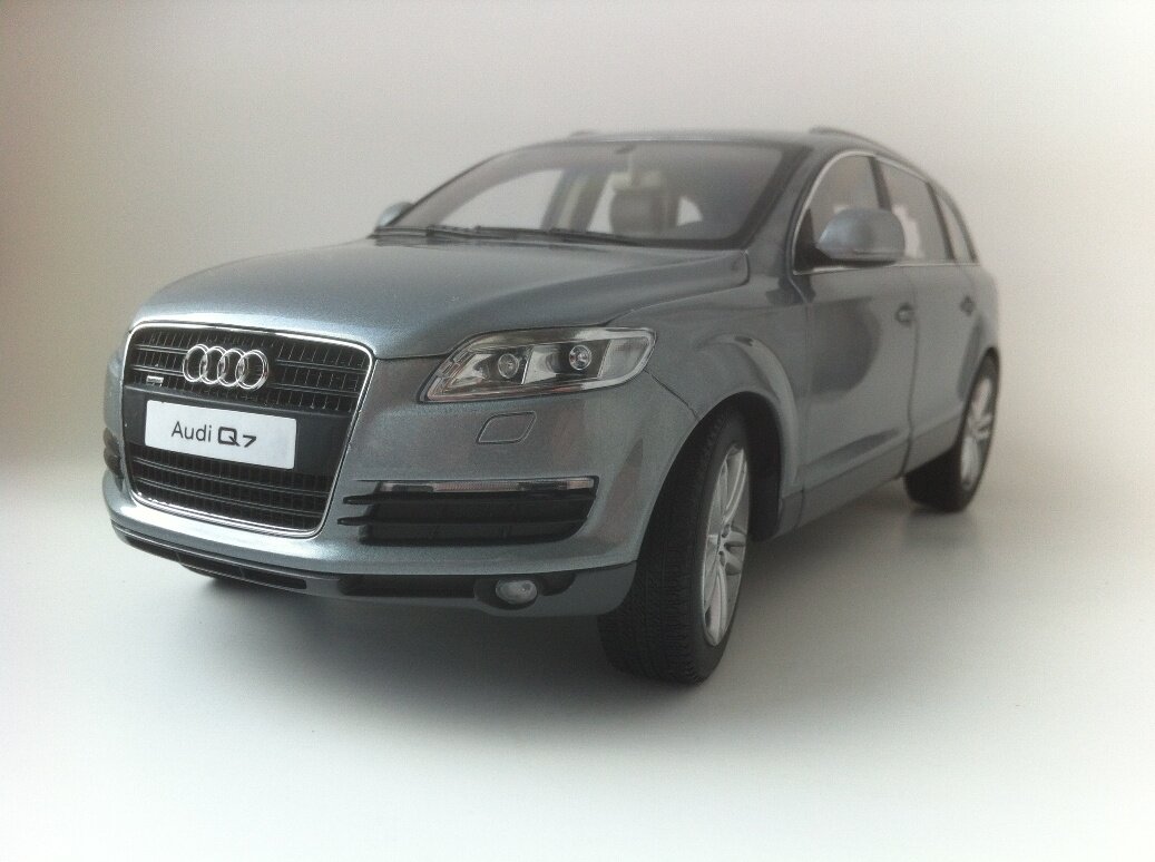Ауди Q7