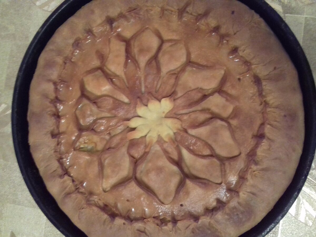 Пирог после выпечки