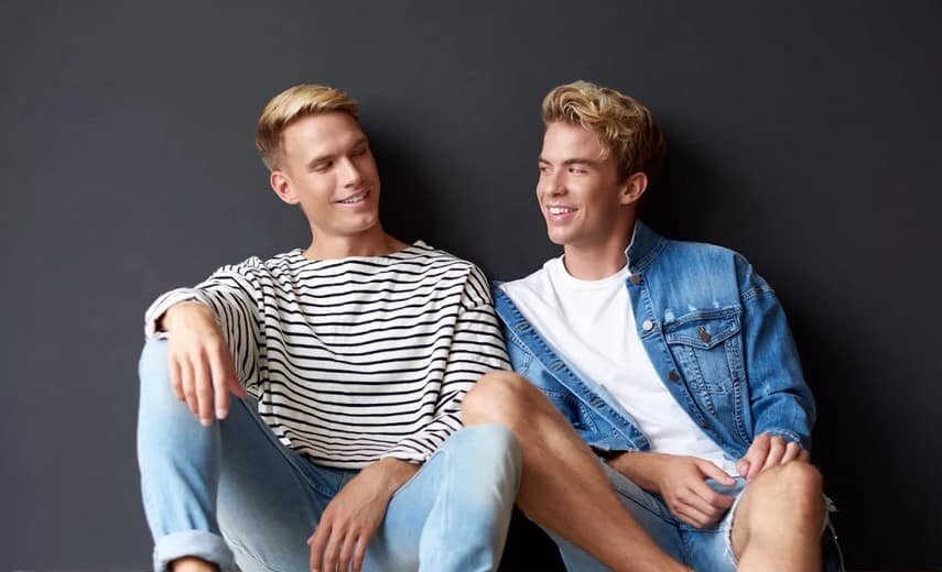 Мужчина близнецы