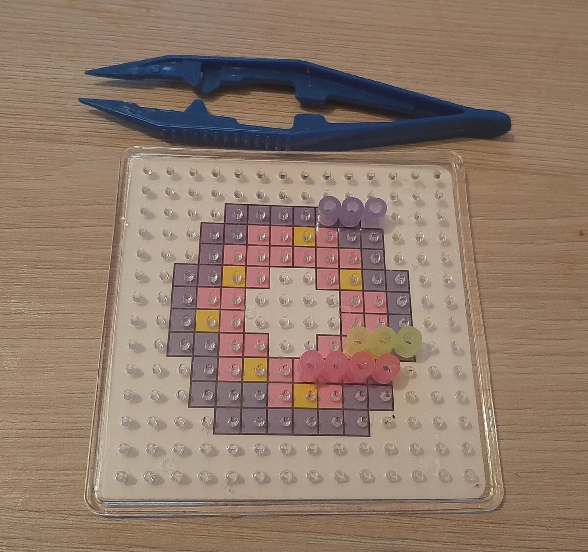 Фото автора. Под прозрачный планшетик кладется картинка 