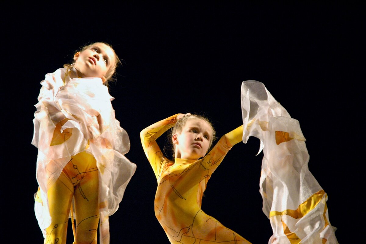 Мини-спектакль «Начало», Танцевальная Лаборатория Детской группы Креативного Танца