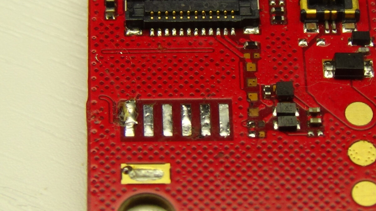 Процессорная плата , площадки подключения кнопки и модуля динамика