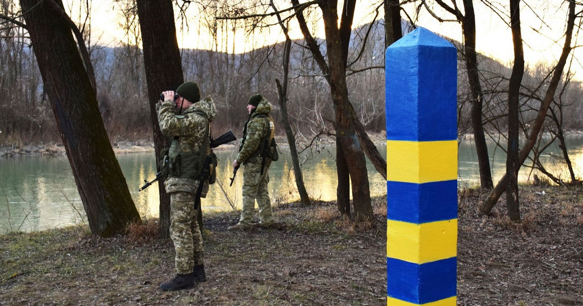 Пограничный столб. Украинская граница. Пограничный столб Украины.